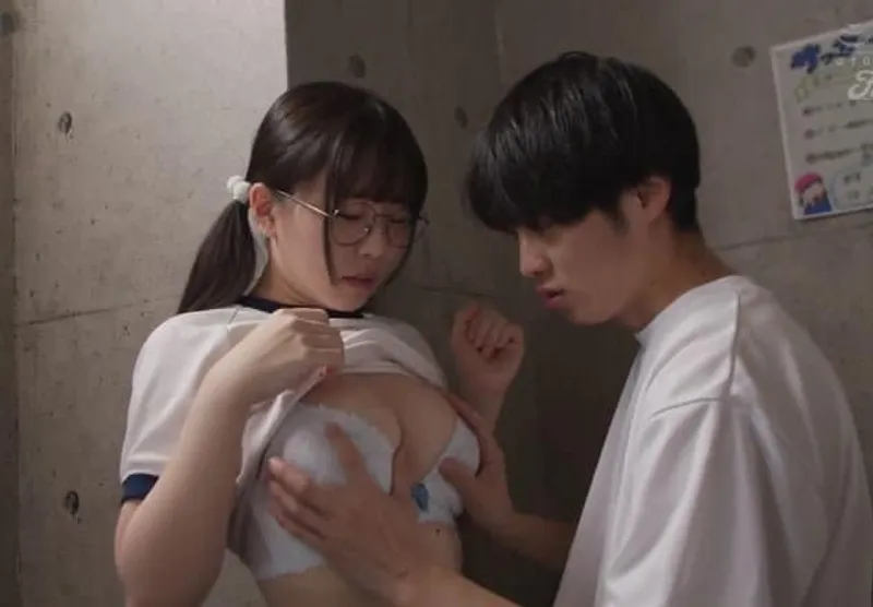 được cô bạn thân cho sờ mó cặp vú đẹp và tôi muốn nhiều hơn thế nữa