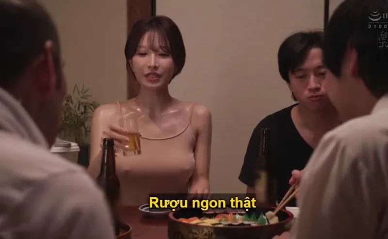 Cô vợ gạ nắc cả gia đình người chồng vì ông xã dẫn về quê rồi bỏ bê nứng lồn sml